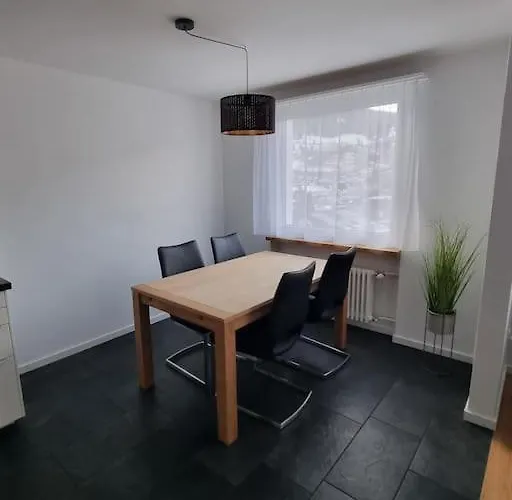 Schoene Neue 2,5 In * Savognin