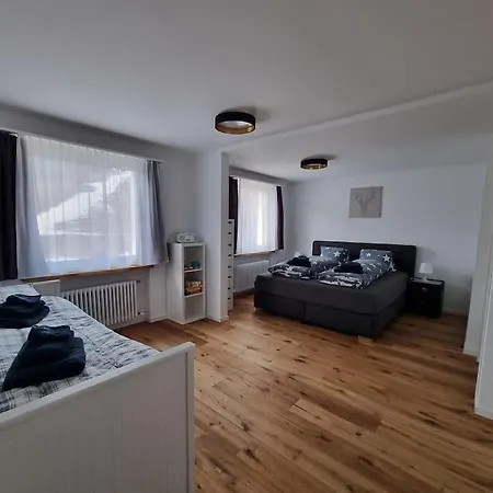 Appartement Schoene Neue 2,5 In *