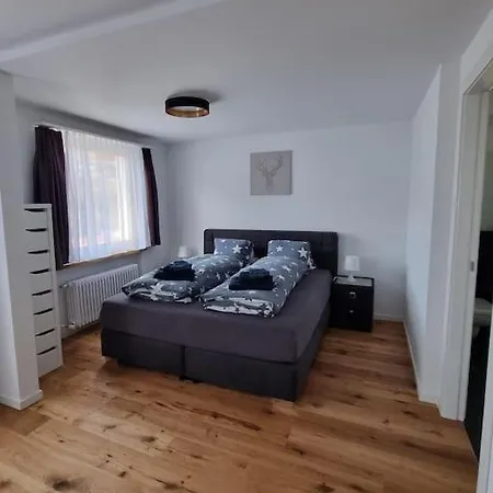 Appartement Schoene Neue 2,5 In *